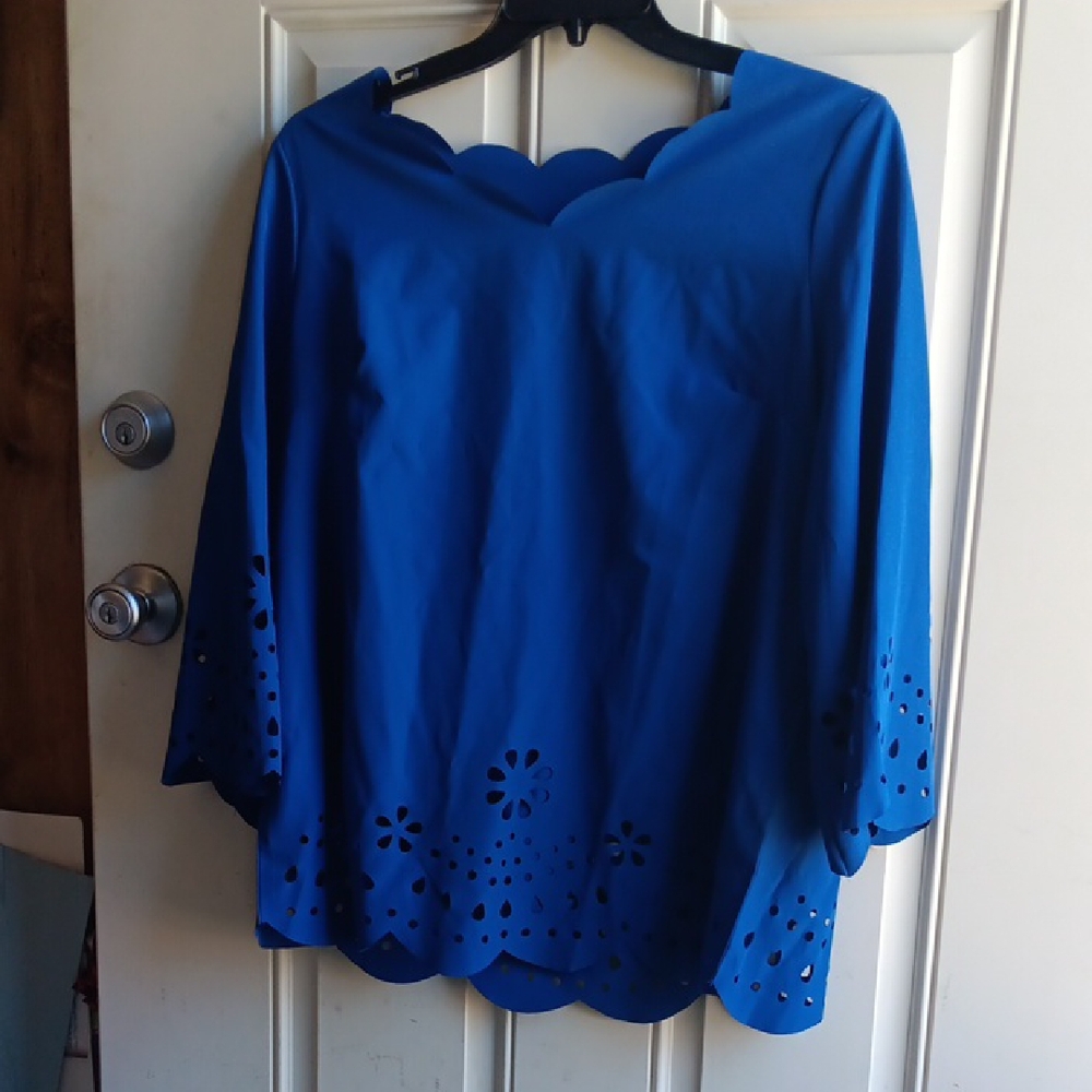 Scallop-Hem Blue Laser-Cut Women's Tunic